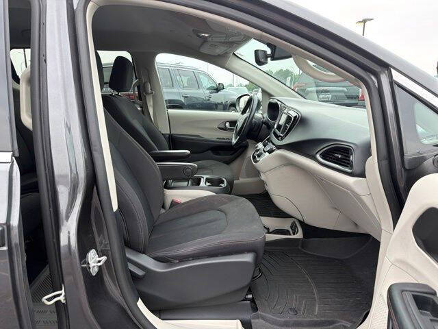 2020 Chrysler Pacifica Touring