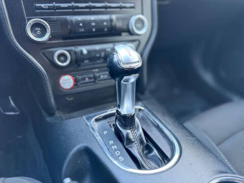 2016 Ford Mustang V6