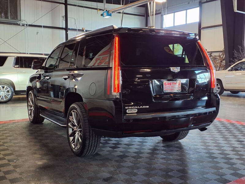 2019 Cadillac Escalade Luxury