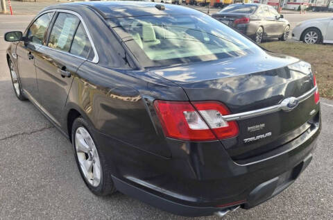2011 Ford Taurus SEL