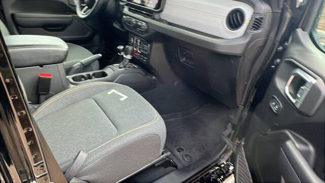 2024 Jeep Gladiator Willys