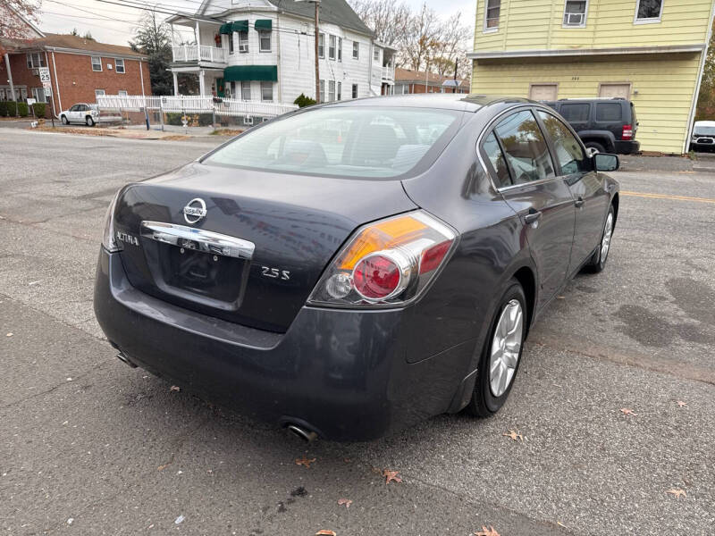 2012 Nissan Altima S photo 7