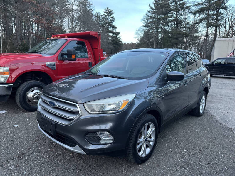2017 Ford Escape SE's photo