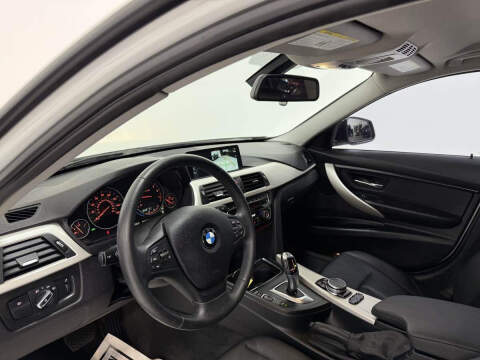 2017 BMW 3 Series 320i