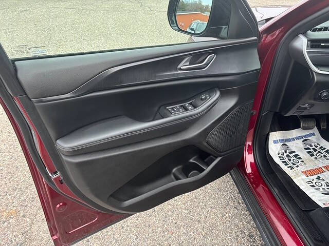 2024 Jeep Grand Cherokee L Altitude