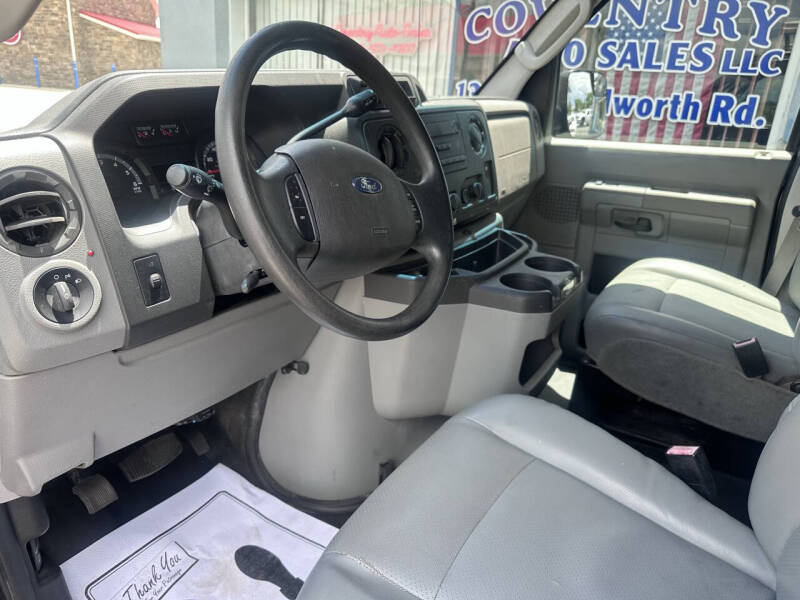 2013 Ford E-Series E-350 SD