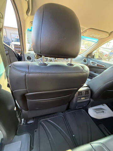 2014 Nissan Pathfinder SL