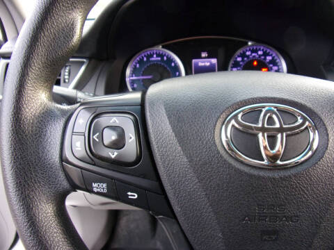 2017 Toyota Camry LE