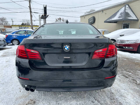 2013 BMW 5 Series 528i xDrive
