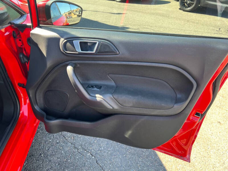 2015 Ford Fiesta SE