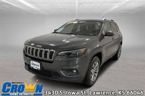 2019 Jeep Cherokee for sale at Crown Automotive of Lawrence Kansas in Lawrence KS