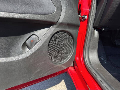 2024 FIAT 500e Inspi(RED)