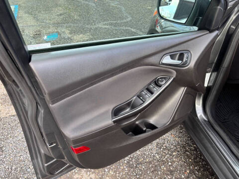 2016 Ford Focus Titanium