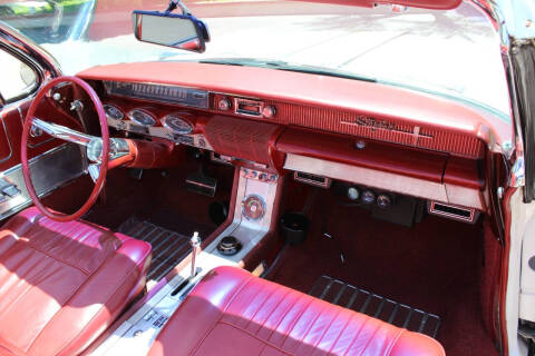 1961 Oldsmobile Starfire
