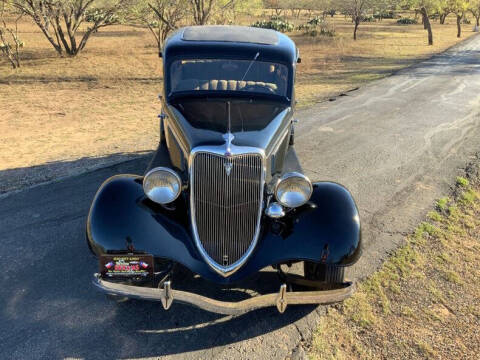1934 Ford Tudor