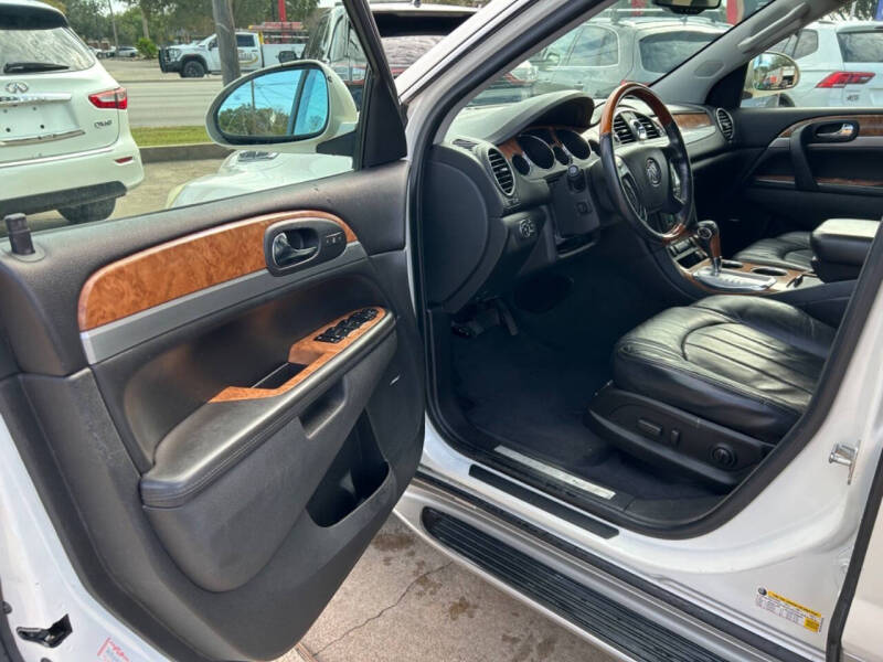 2011 Buick Enclave CXL-2