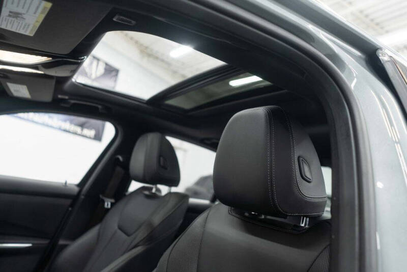 2024 BMW 3 Series 330e xDrive