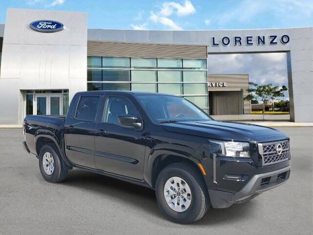 2024 Nissan Frontier SV