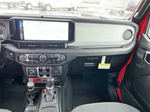 2025 Jeep Gladiator Willys