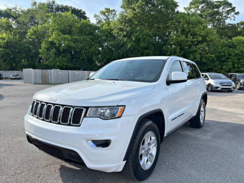 2017 Jeep Grand Cherokee Laredo