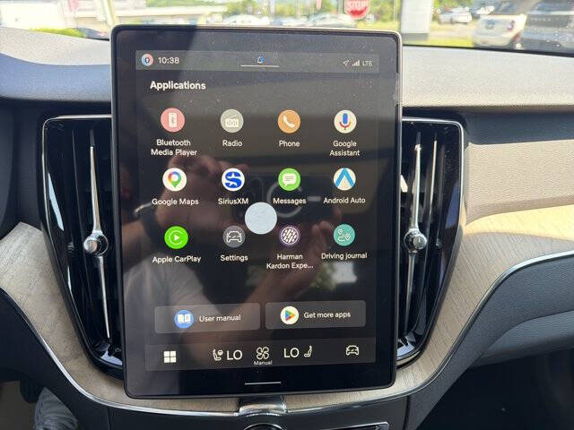 2026 Volvo XC60 T8 Plus