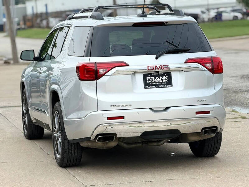 2017 GMC Acadia Denali