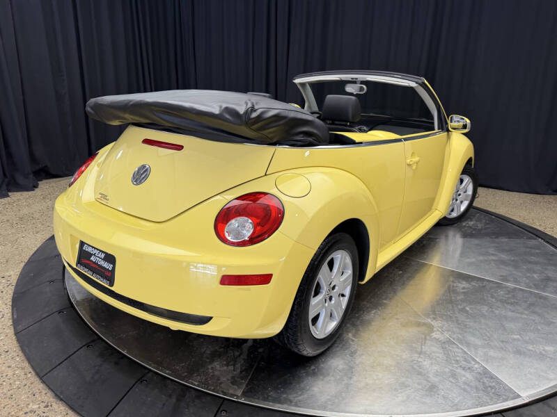 2007 Volkswagen New Beetle Convertible 2.5