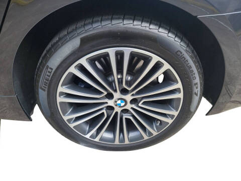 2019 BMW 5 Series 540i