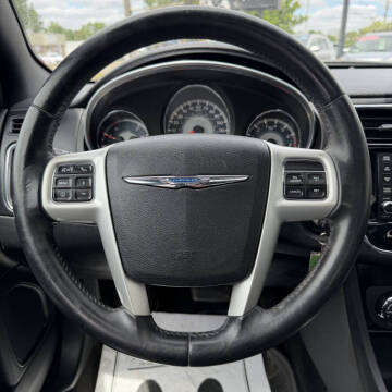 2013 Chrysler 200 Limited