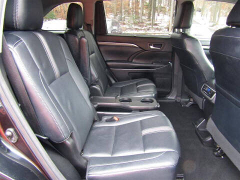 2018 Toyota Highlander SE