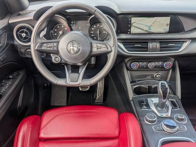 2023 Alfa Romeo Stelvio Sprint