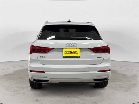 2019 Audi Q3 quattro Premium 45 TFSI