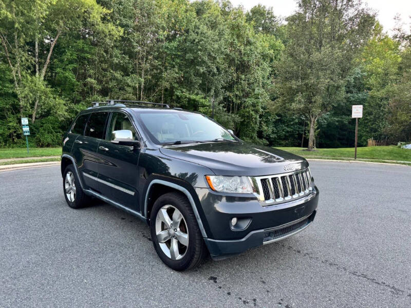 2011 Jeep Grand Cherokee Overland photo 10