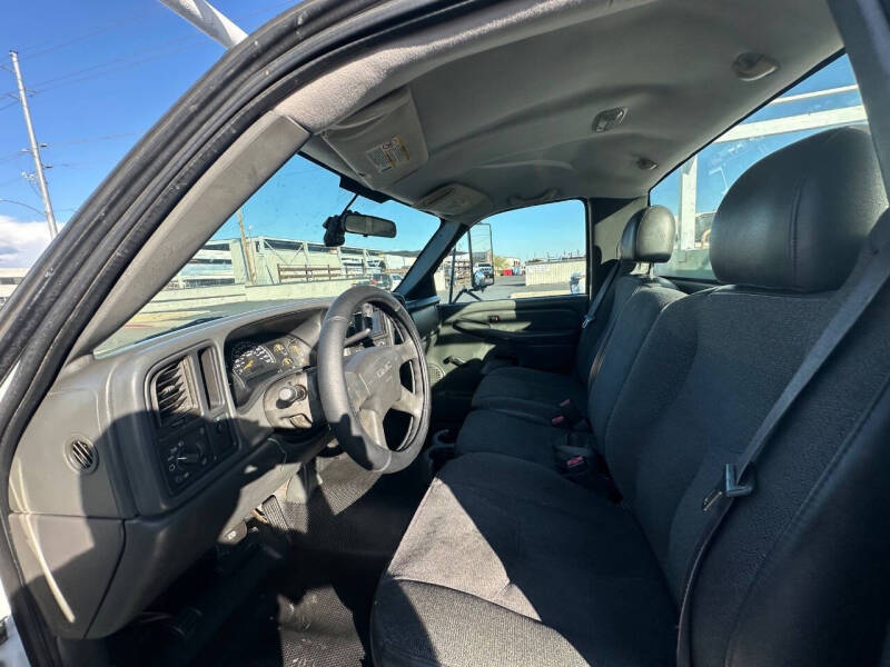 2004 GMC Sierra 3500