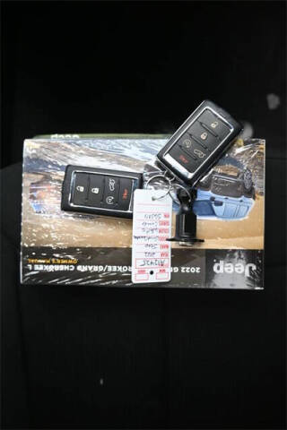 2022 Jeep Grand Cherokee L Laredo