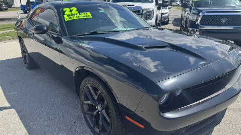 2022 Dodge Challenger SXT