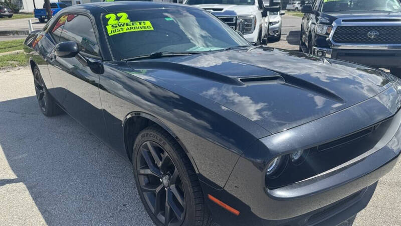 2022 Dodge Challenger SXT
