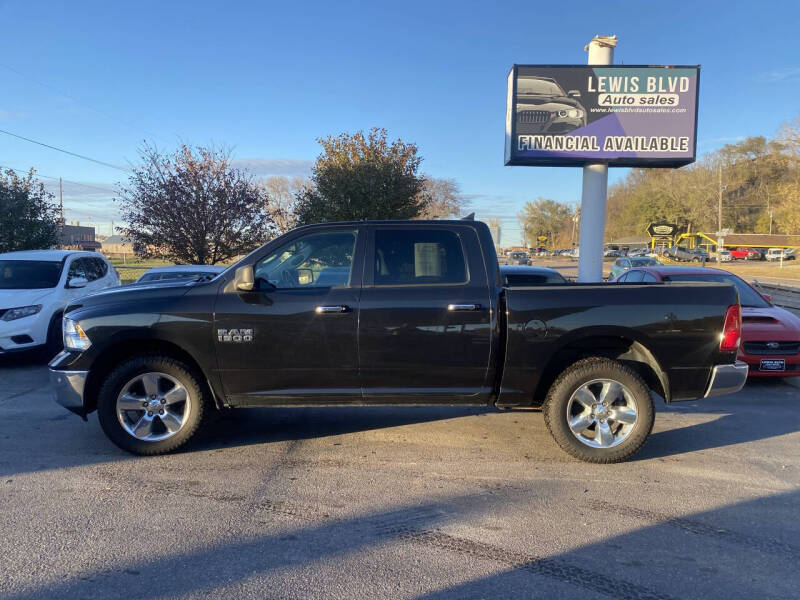 2016 RAM Ram 1500 Pickup Big Horn's photo