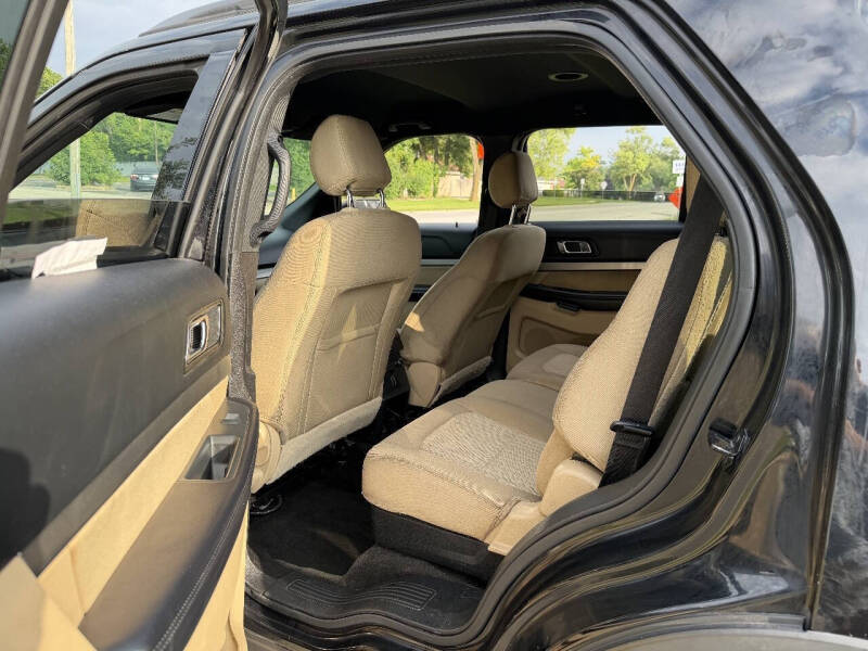 2017 Ford Explorer