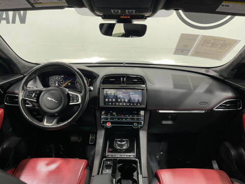 2020 Jaguar F-PACE Checkered Flag Limited Edition