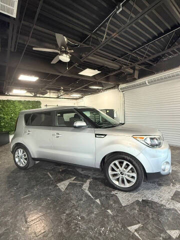 2019 Kia Soul +