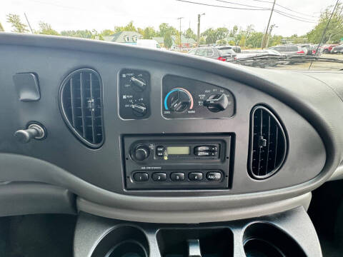 2006 Ford E-Series E-350 SD XL