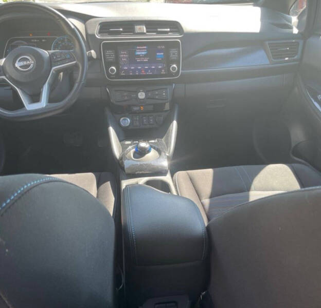 2023 Nissan LEAF SV PLUS