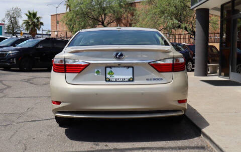 2013 Lexus ES 300h