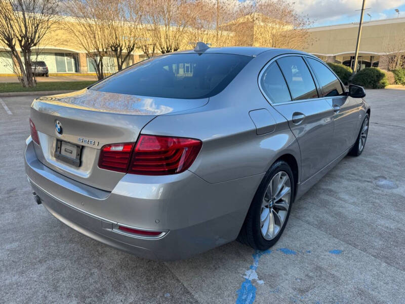 2014 BMW 5 Series 528i