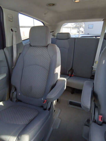 2011 Chevrolet Traverse LT