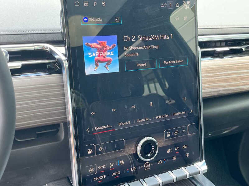 2025 GMC Sierra EV Denali