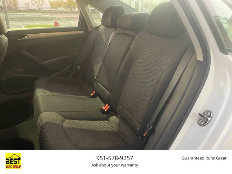 2012 Volkswagen Passat S PZEV