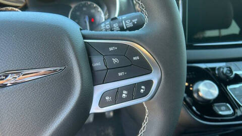 2026 Chrysler Voyager LX