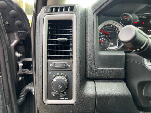 2021 RAM 1500 Classic Tradesman